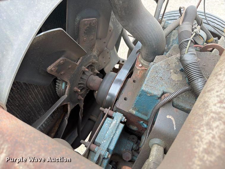 image for item FK4158 1999 International 4900 dump truck