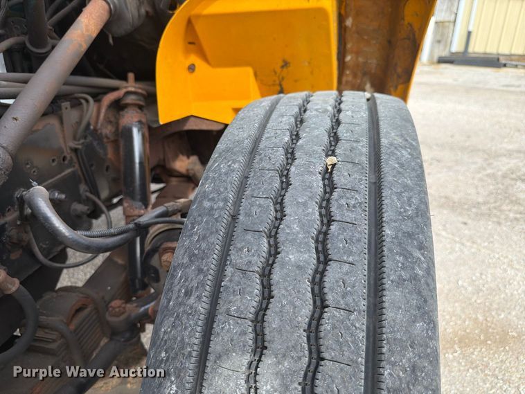 image for item FK4158 1999 International 4900 dump truck