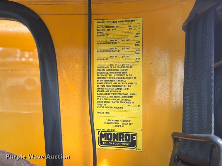 image for item FK4158 1999 International 4900 dump truck
