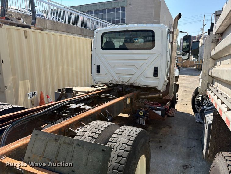 image for item FK4168 2014 International 7400 truck cab and chassis