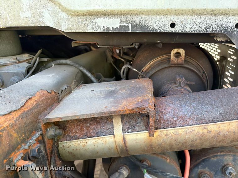 image for item FK4168 2014 International 7400 truck cab and chassis