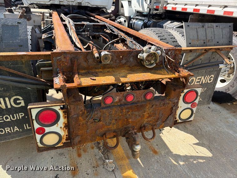 image for item FK4168 2014 International 7400 truck cab and chassis