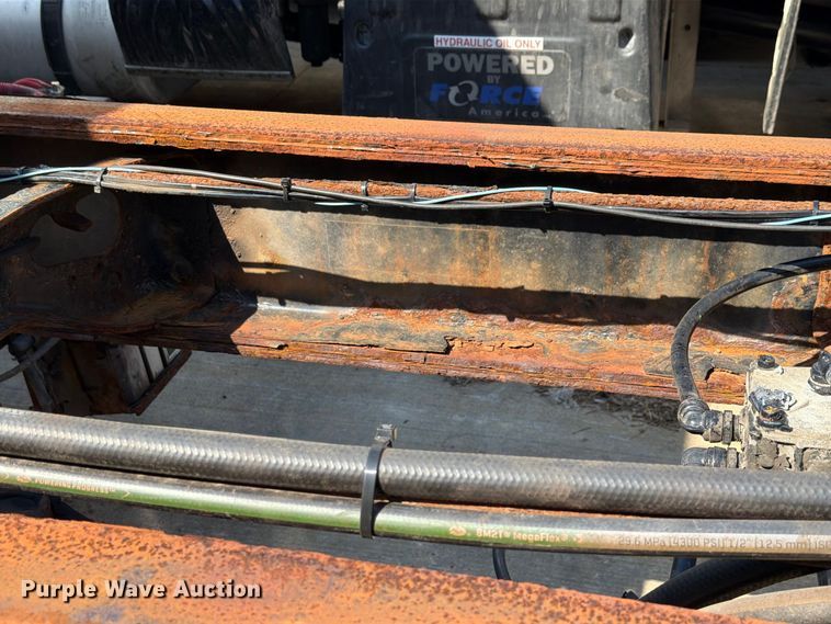 image for item FK4168 2014 International 7400 truck cab and chassis