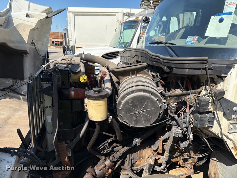 image for item FK4168 2014 International 7400 truck cab and chassis