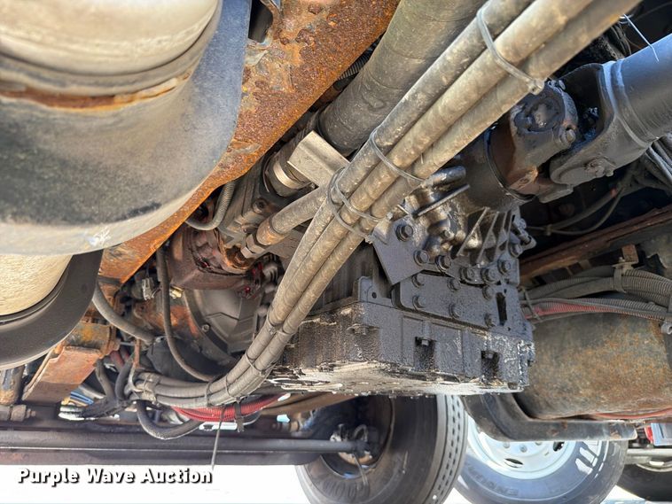 image for item FK4168 2014 International 7400 truck cab and chassis