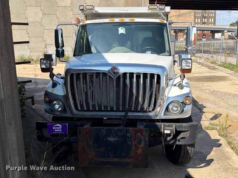 image for item FK4169 2013 International 7400 dump truck