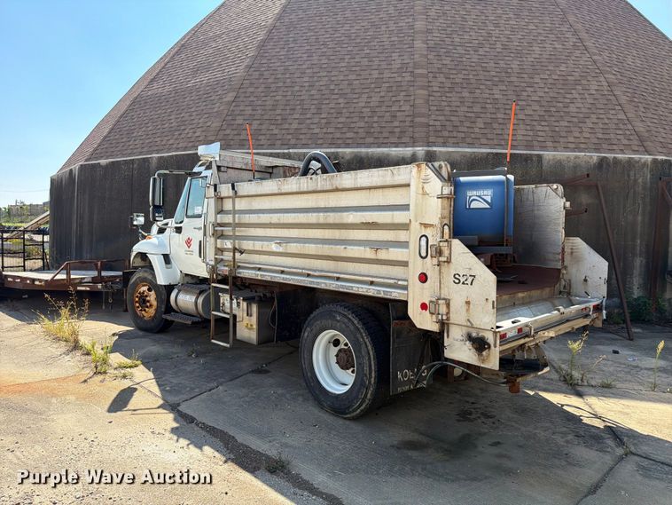 image for item FK4169 2013 International 7400 dump truck