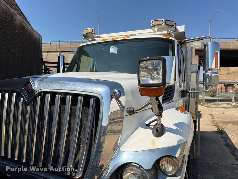 image for item FK4169 2013 International 7400 dump truck