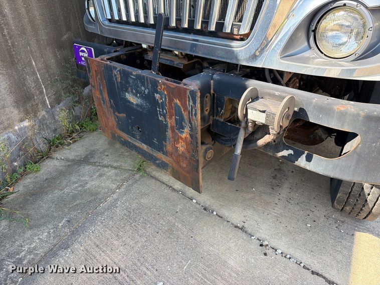 image for item FK4169 2013 International 7400 dump truck