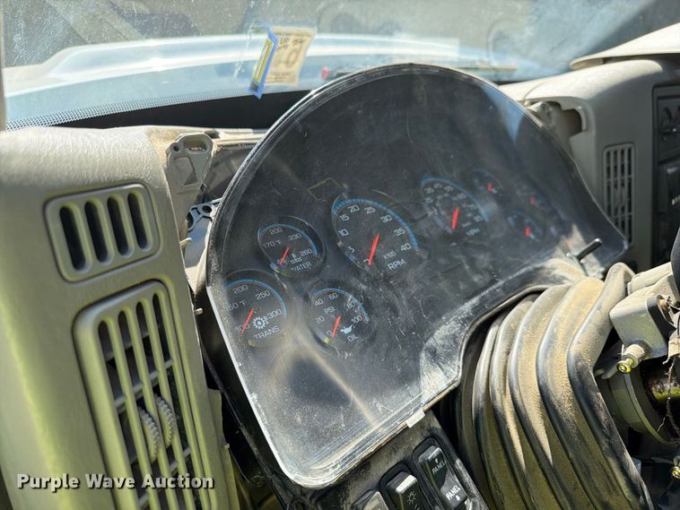 image for item FK4169 2013 International 7400 dump truck
