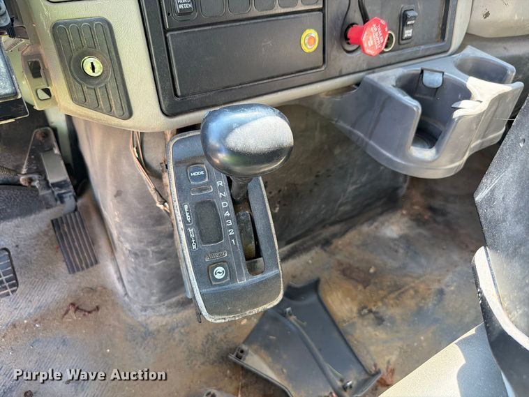 image for item FK4169 2013 International 7400 dump truck