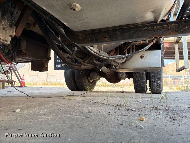 image for item FK4169 2013 International 7400 dump truck