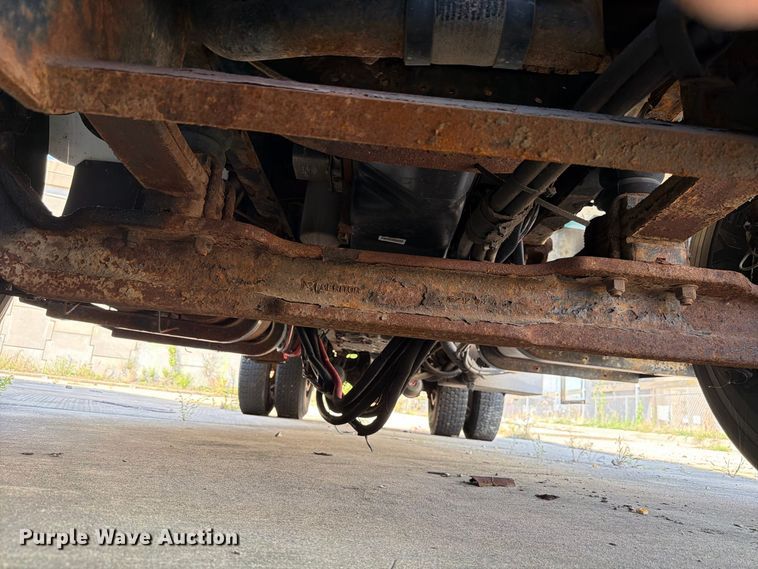 image for item FK4169 2013 International 7400 dump truck