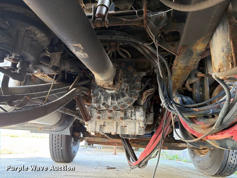 image for item FK4169 2013 International 7400 dump truck