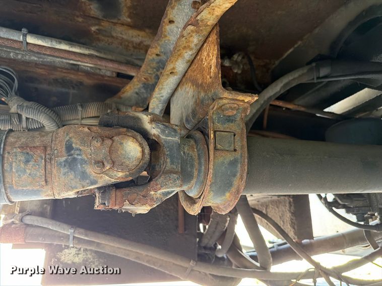 image for item FK4169 2013 International 7400 dump truck
