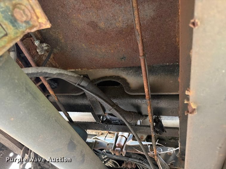 image for item FK4169 2013 International 7400 dump truck