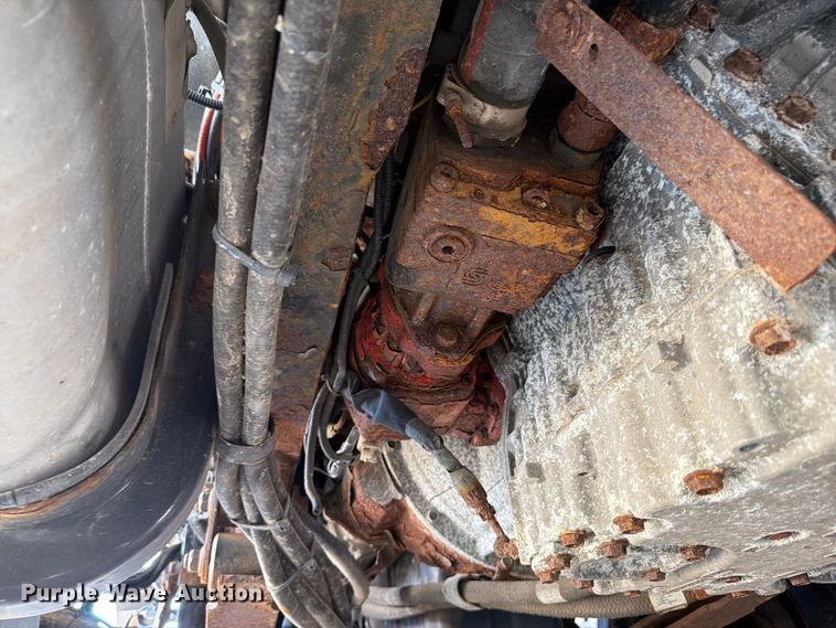 image for item FK4169 2013 International 7400 dump truck