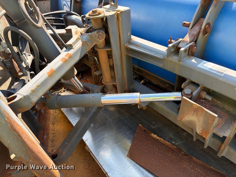 image for item FK4169 2013 International 7400 dump truck
