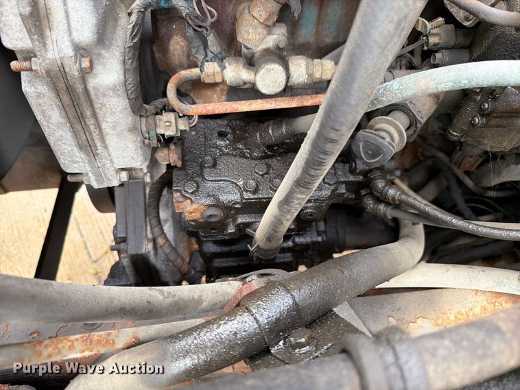 image for item FK4170 2006 International 7400 truck cab and chassis