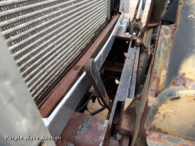 image for item FK4170 2006 International 7400 truck cab and chassis