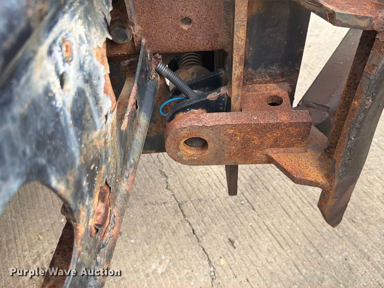 image for item FK4171 2006 International 7400 truck cab and chassis