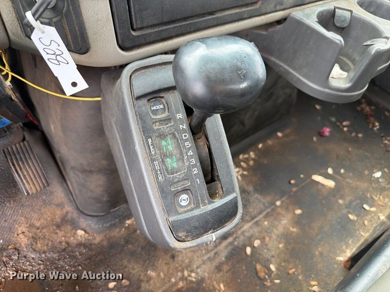 image for item FK4173 2014 International 7400 truck cab and chassis