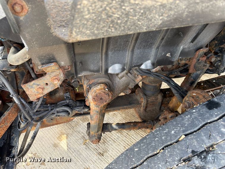 image for item FK4173 2014 International 7400 truck cab and chassis