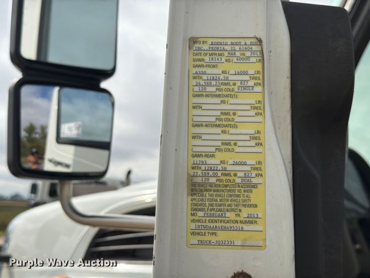 image for item FK4173 2014 International 7400 truck cab and chassis