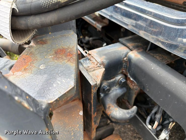 image for item FK4174 2017 International 7400 truck cab and chassis