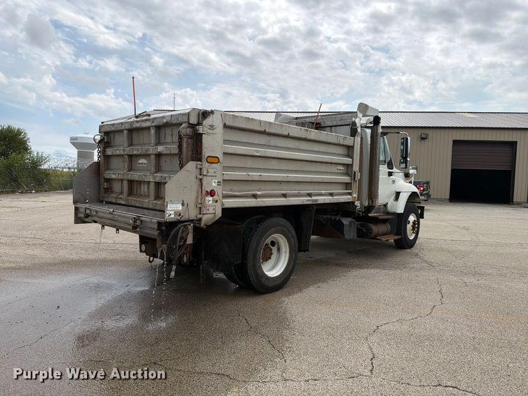 image for item FK4175 2006 International 7400 dump truck