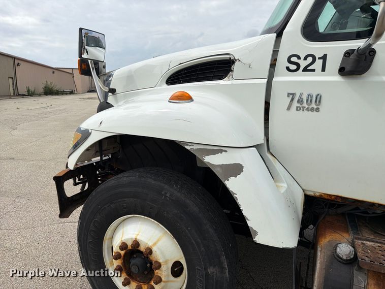 image for item FK4175 2006 International 7400 dump truck