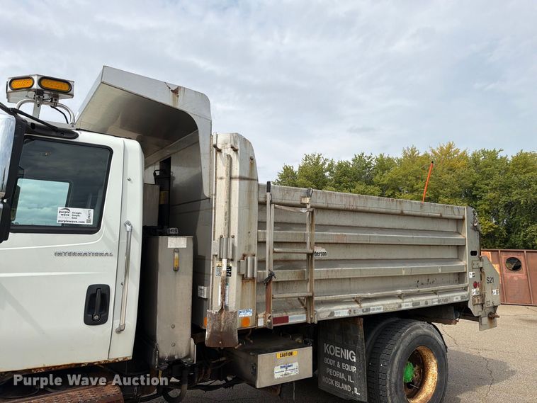 image for item FK4175 2006 International 7400 dump truck