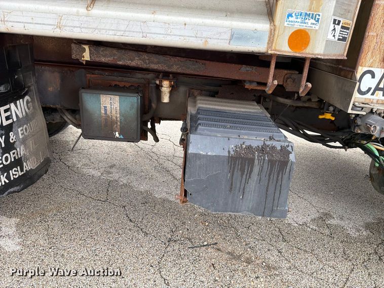 image for item FK4175 2006 International 7400 dump truck