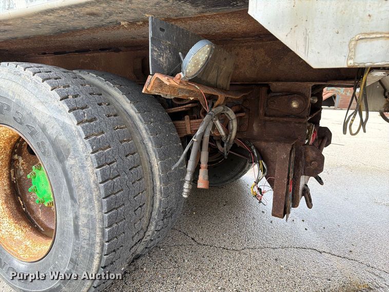 image for item FK4175 2006 International 7400 dump truck