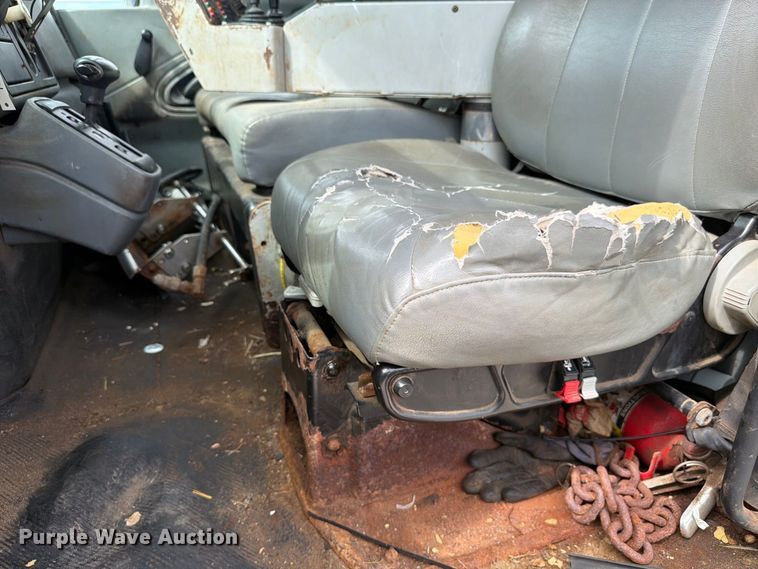 image for item FK4175 2006 International 7400 dump truck