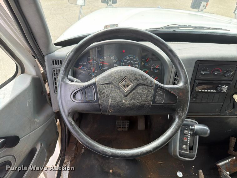 image for item FK4175 2006 International 7400 dump truck