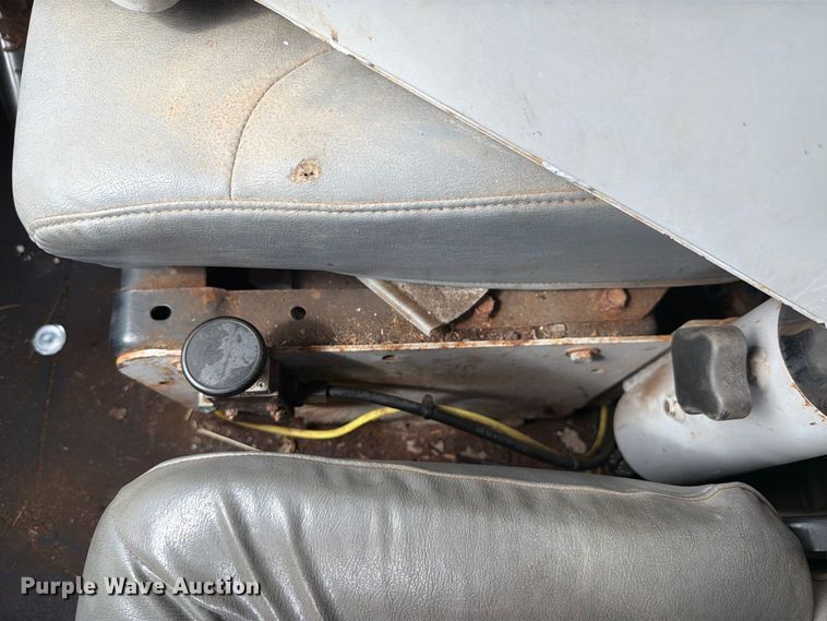 image for item FK4175 2006 International 7400 dump truck