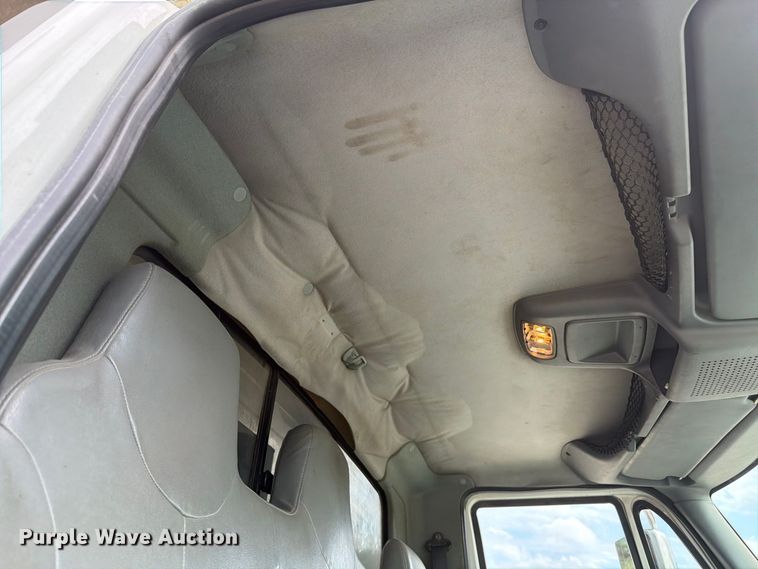 image for item FK4175 2006 International 7400 dump truck