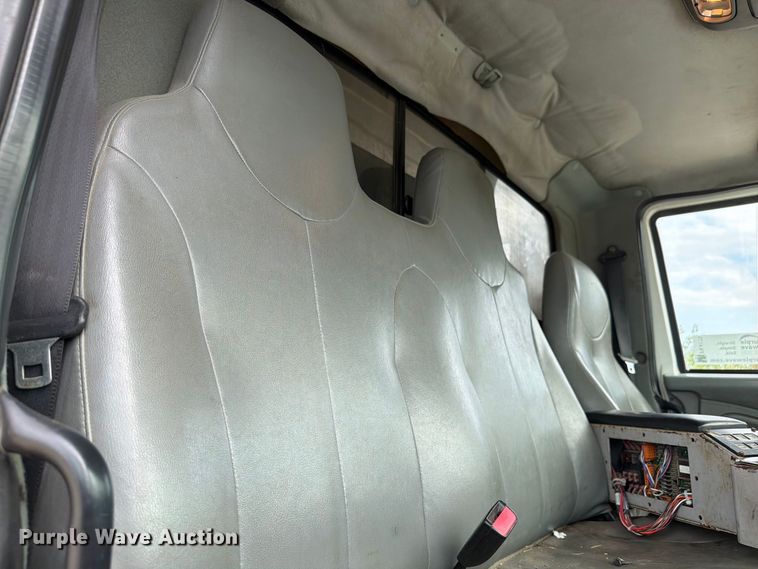 image for item FK4175 2006 International 7400 dump truck