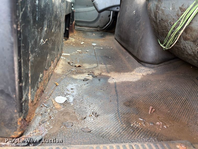 image for item FK4175 2006 International 7400 dump truck