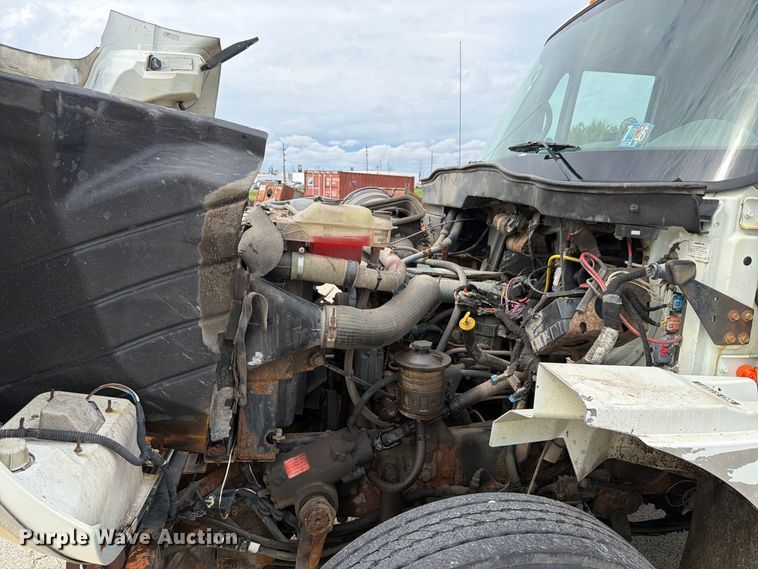 image for item FK4175 2006 International 7400 dump truck