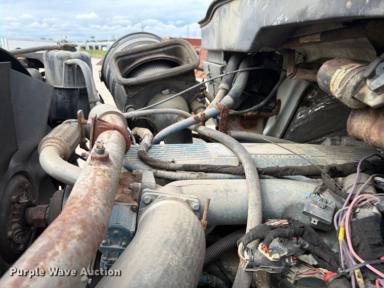 image for item FK4175 2006 International 7400 dump truck