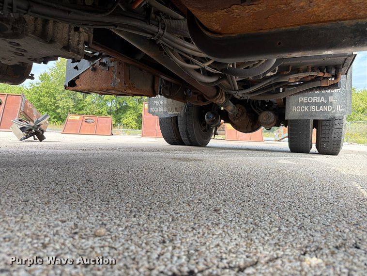 image for item FK4175 2006 International 7400 dump truck