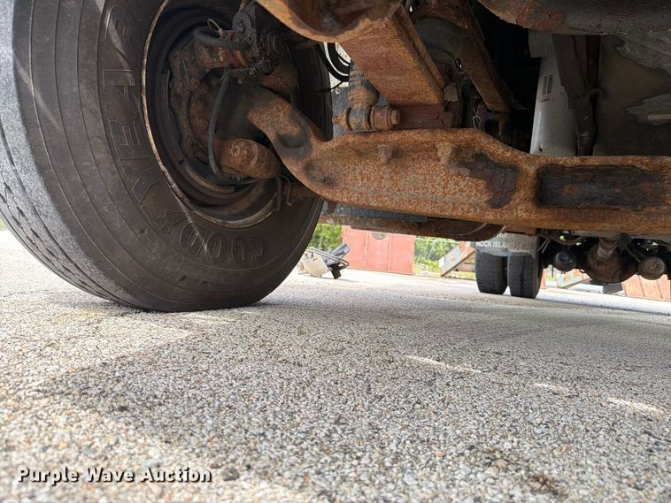 image for item FK4175 2006 International 7400 dump truck