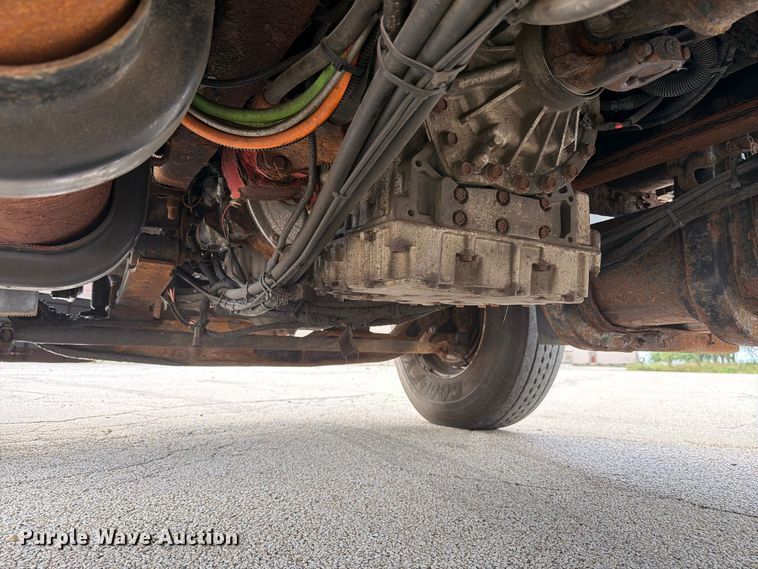 image for item FK4175 2006 International 7400 dump truck