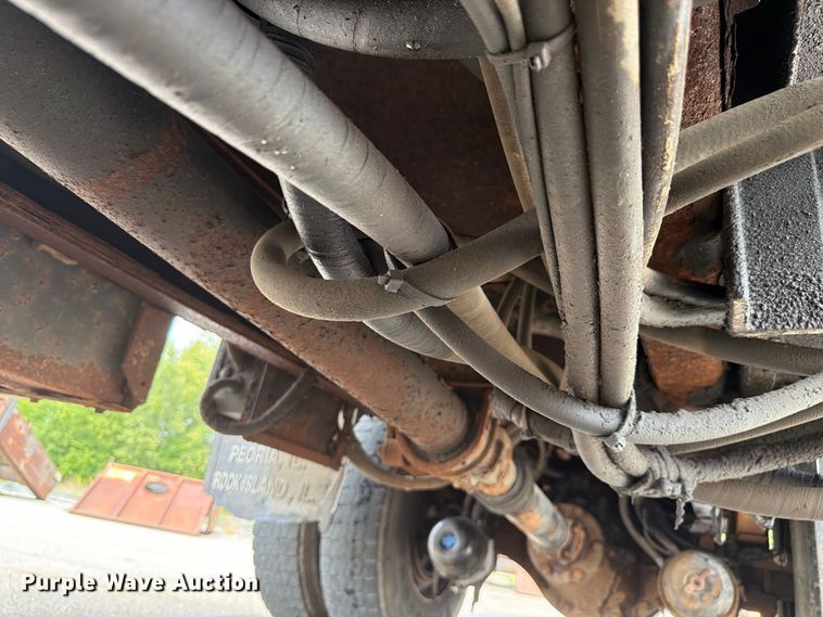 image for item FK4175 2006 International 7400 dump truck