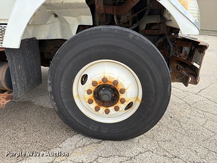 image for item FK4175 2006 International 7400 dump truck