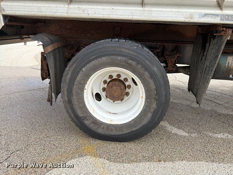image for item FK4175 2006 International 7400 dump truck