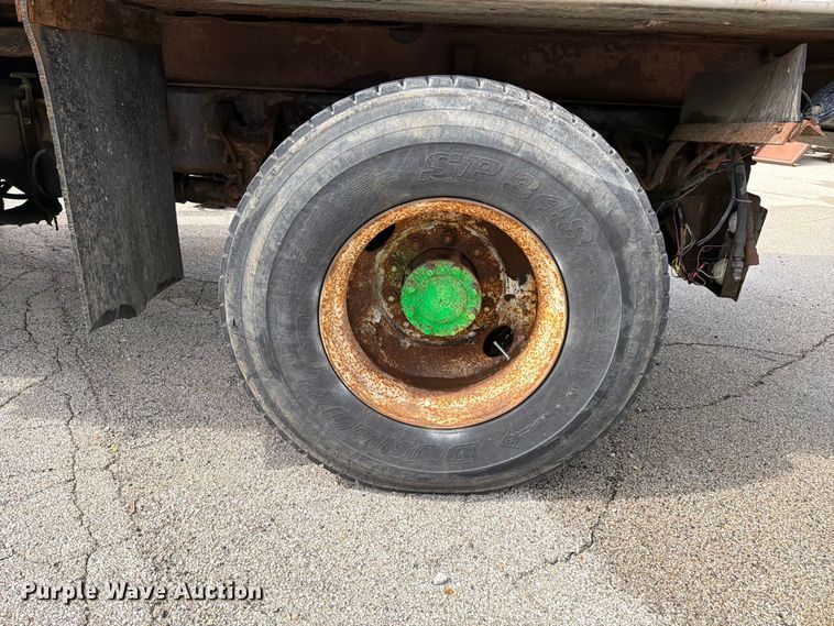 image for item FK4175 2006 International 7400 dump truck