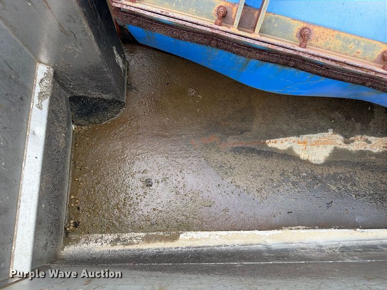 image for item FK4175 2006 International 7400 dump truck